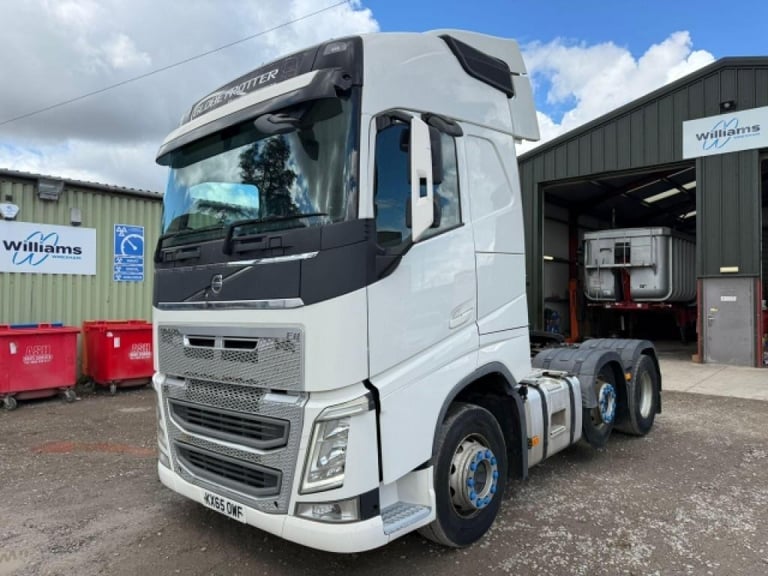 VOLVO FH 460 6x2 MID LIFT SLEEPER CAB TRACTOR UNIT