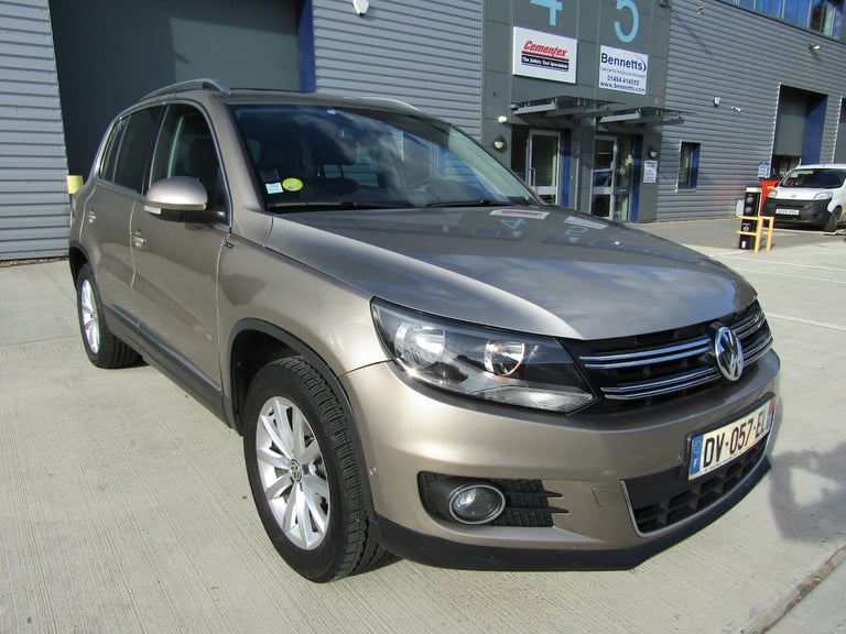 2015 Volkswagen Tiguan 2.0 TDi BLUEMOTION SPORT 4WD DSG 5DR LHD 4x4 Diesel Automatic