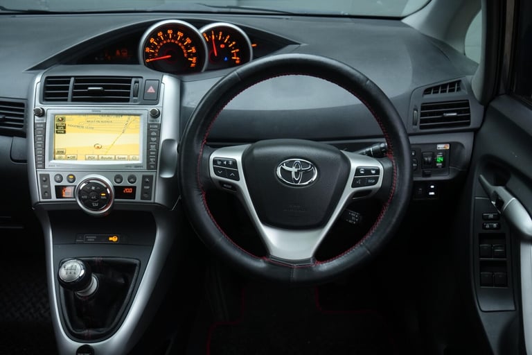  Toyota Verso 2.0 D-4D T Spirit Euro 5 5dr Diesel Manual