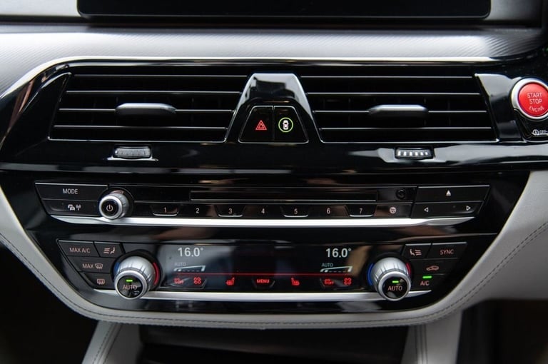 2018 BMW M5 4.4 V8 Saloon 4dr Petrol Steptronic xDrive Euro 6 (s/s) (600 ps) Saloon Petrol Automatic