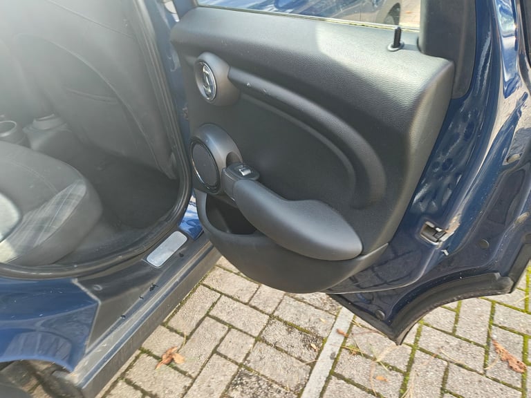 Mini, HATCHBACK, Hatchback, 2015, Manual, 1496 (cc), 5 doors