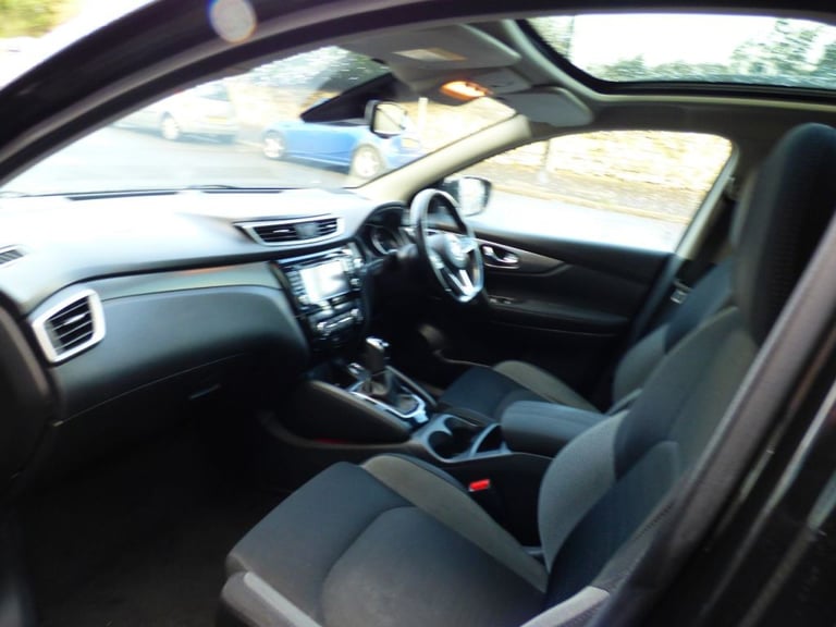 Nissan Qashqai 1.2 DiG-T N-Connecta 5dr Xtronic Petrol
