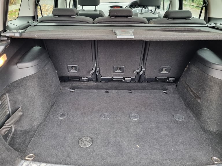 Peugeot, 308, Estate, 2012, Manual, 1560 (cc), 5 doors