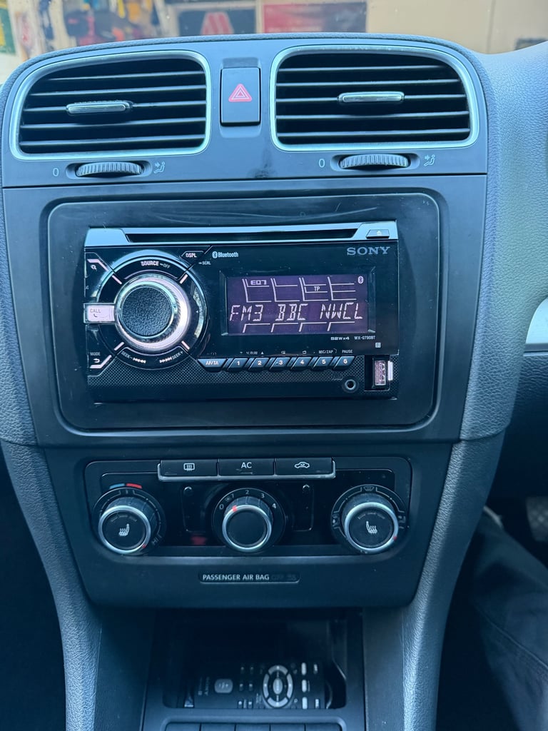 Volkswagen, GOLF, Hatchback, 2012, Manual, 1968 (cc), 5 doors