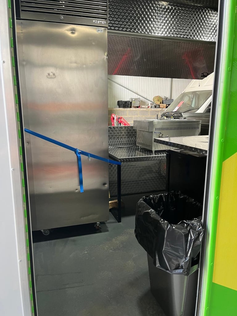 RENAULT MASTER CATERING VAN FOR RENT/HIRE 