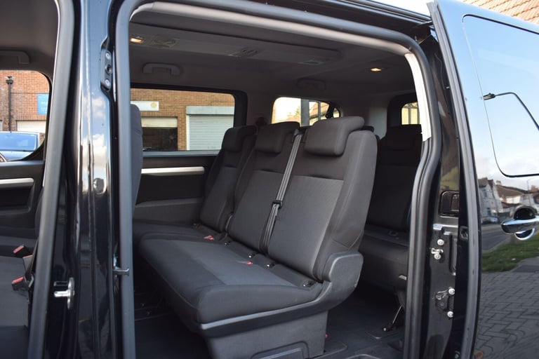 2022 Toyota PROACE CITY Verso 1.5D Shuttle Medium MPV MWB Euro 6 (s/s) 5dr (9 Seat) MPV Diesel Ma...