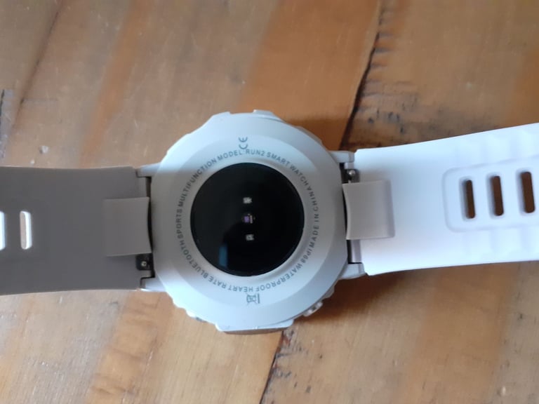 microwear run 2 smartwatch.