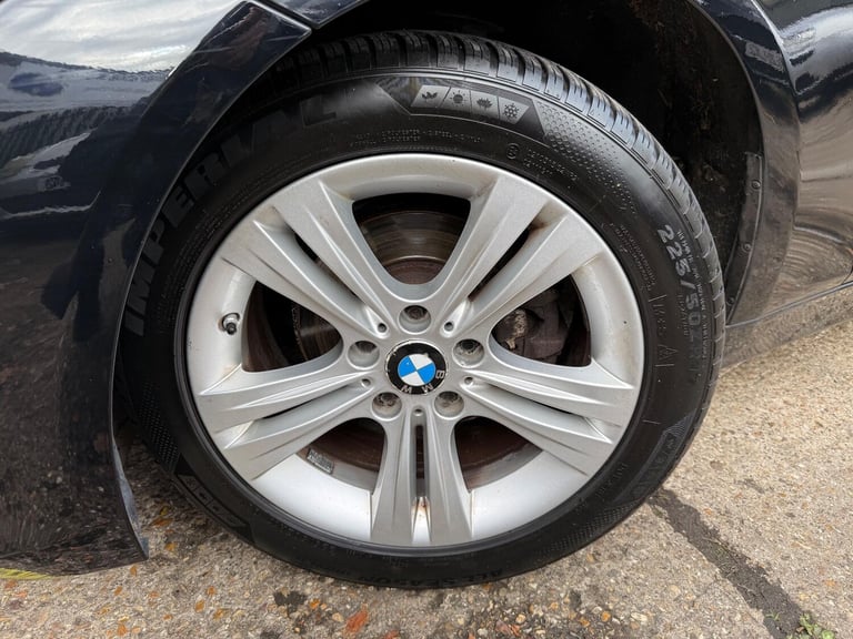 2015 BMW 3 Series 1.5 318i Sport Saloon 4dr Petrol Manual Euro 6 (s/s) (136 ps) SALOON Petrol Manual