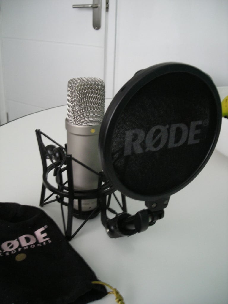RODE NT1A CONDENSER MICROPHONE PACKAGE