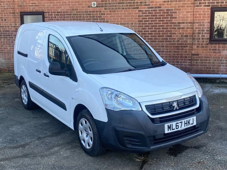 2018 Peugeot Partner 552 SE 67 Van Auto PANEL VAN Electric Automatic