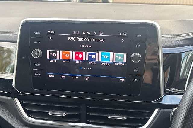 2022 Volkswagen T-Roc 1.5 TSI R-Line 5dr DSG + 19' MISANO ALLOYS + KEYLESS + REAR CAMERA Hatchbac...