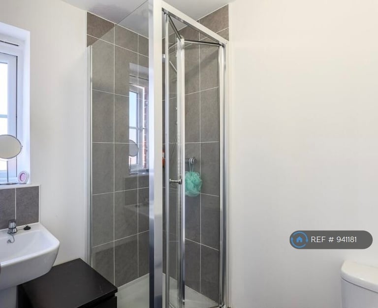 3 bedroom house in Mosquito Grove, Hucknall, Nottingham, NG15 (3 bed) (#941181)