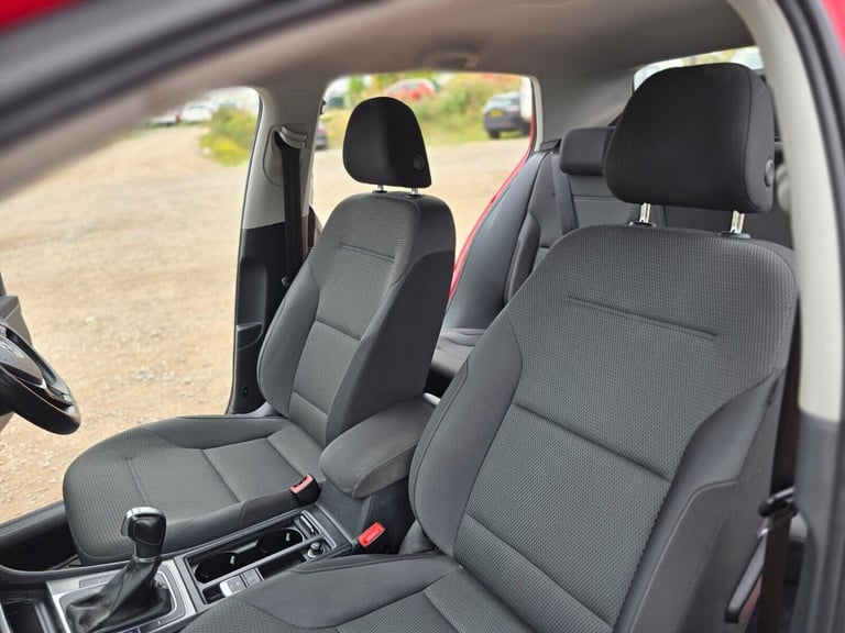 2014 Volkswagen Golf 1.6 TDI 105 SE 5dr DSG HATCHBACK DIESEL Automatic