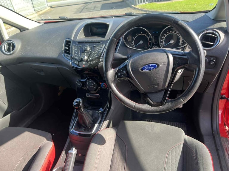 2014 Ford Fiesta 1.0 EcoBoost 140 Zetec S Red 3dr HATCHBACK Petrol Manual