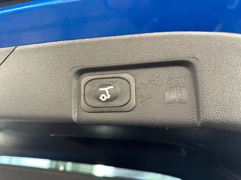 2024 Ford Puma 1.0 EcoBoost Hybrid mHEV ST 5dr DCT HATCHBACK PETROL Automatic