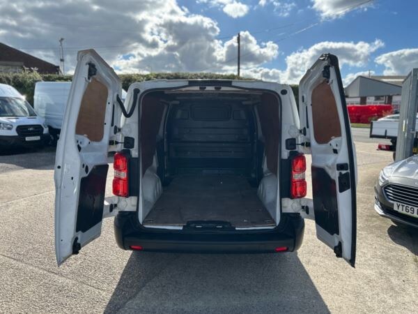 2020 Citroen Dispatch 1200 1.5 BlueHDi 100 Van Enterprise PANEL VAN Diesel Manual