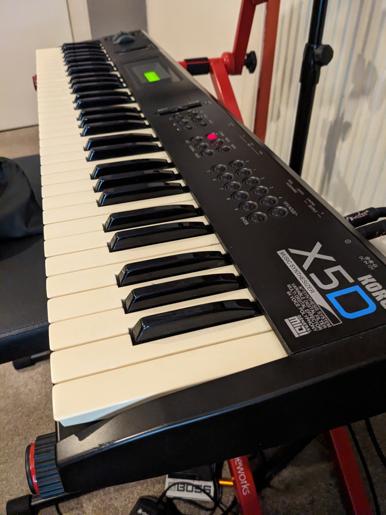 KORG X5D 61 note professional syntheser