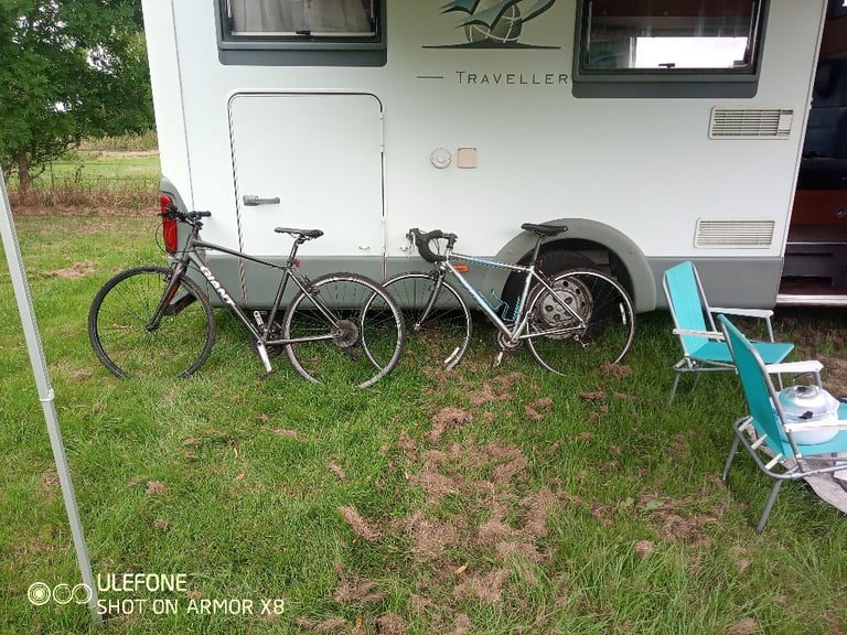 KNAUS 6 Berth motorhome with garage
