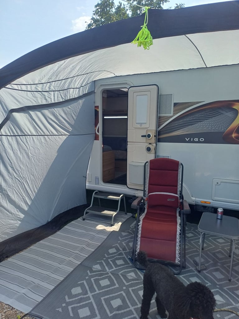 Berger blow up caravan sun canopy 
