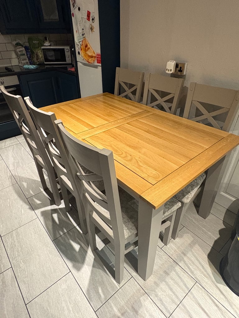 ST.IVES Natural Solid Oak & Grey Paint 5ft extending dining table with 6 truffle fabric chairs