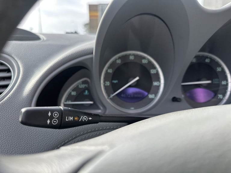 2004 04 MERCEDES-BENZ SL 3.7 SL350 CONVERTIBLE 2DR PETROL AUTOMATIC (281 G/KM, 2