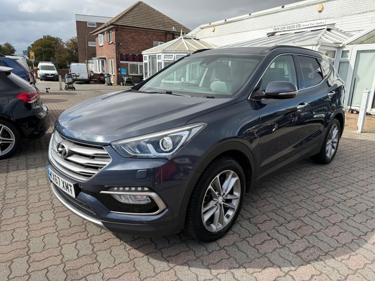 2017 Hyundai Santa Fe 2.2 CRDi Blue Drive Premium SE Auto 4WD Euro 6 (s/s) 5dr (7 Seat) ESTATE Di...