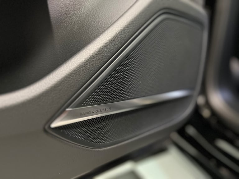 2022 72 Audi A8 3.0 V6 TFSie 60 S-Line Quattro 462ps