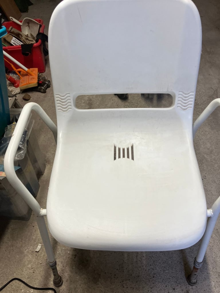 Free   Shower Chair 