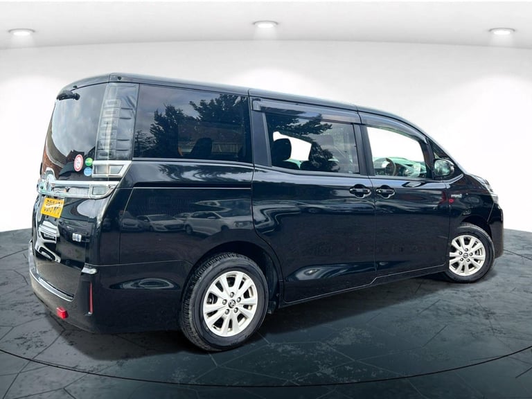 2019 Toyota Voxy Noah Hybrid 1.8 ZWR80 Auto Hybrid