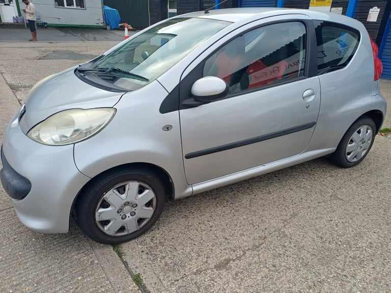 2007 Peugeot 107 1.0 Urban Move 3dr HATCHBACK Petrol Manual