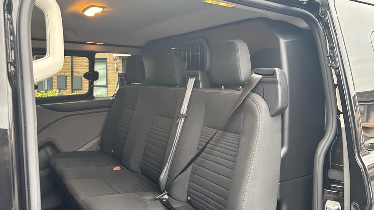 2023 Ford Transit Custom 2.0 EcoBlue 170ps Low Roof D/Cab Limited Van Auto PANEL VAN DIESEL Autom...