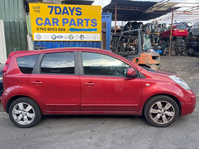 09 Nissan Note 1.6 Petrol HR16DE 5Speed RED BREAKING parts
