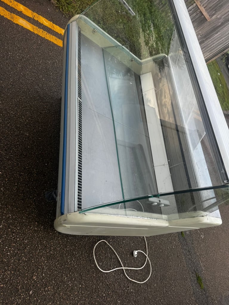 Display fridge like new cafe  shop restaurant butcher takeaway 