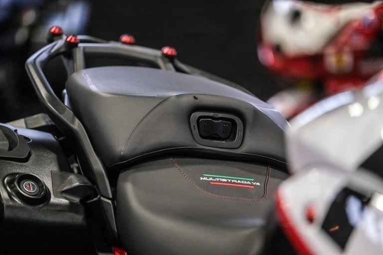 Ducati Multistrada V4 *The Ultimate Pikes Peak*
