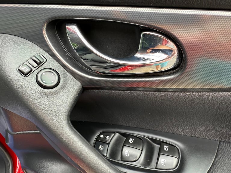 2018 Nissan Qashqai 1.5 dCi N-Connecta Euro 6 (s/s) 5dr HATCHBACK Diesel Manual