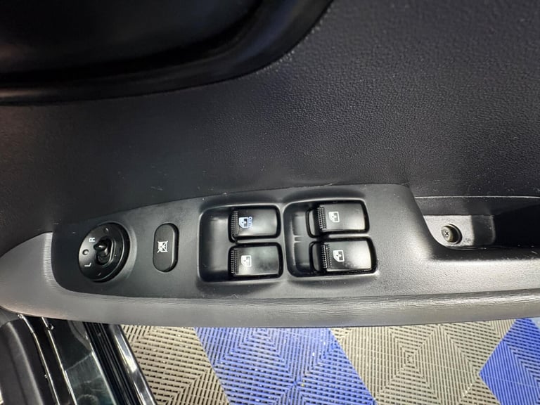 2013 Hyundai i10 1.2 Active Euro 5 5dr HATCHBACK Petrol Manual