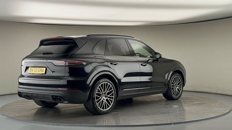 2022 Porsche Cayenne 3.0T V6 Platinum Edition TiptronicS 4WD Euro 6 (s/s) 5dr SUV Petrol Automatic