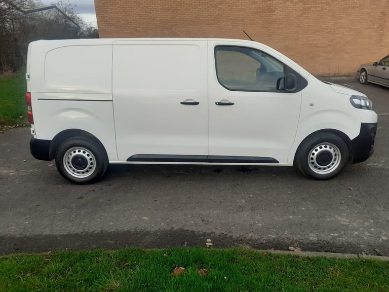 2018 Citroen Dispatch 1400 2.0 BlueHDi 120 Van Enterprise PANEL VAN Diesel Manual
