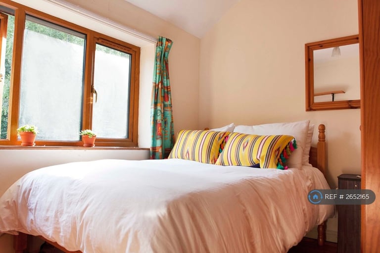 6 bedroom house in Earlham Green Lane, Norwich, NR5 (6 bed) (#2652165)