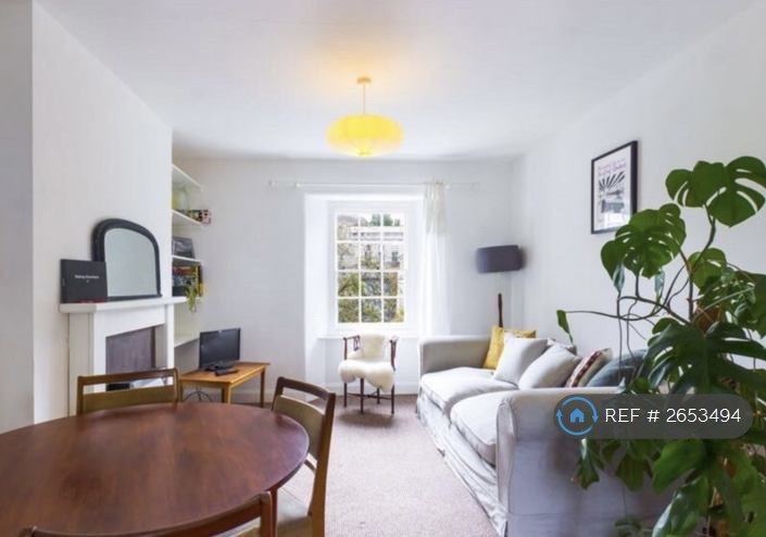 3 bedroom flat in Kimberley Park Road, Falmouth, TR11 (3 bed) (#2653494)