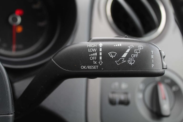 2012 SEAT Ibiza 1.4 SE 5dr HATCHBACK PETROL Manual