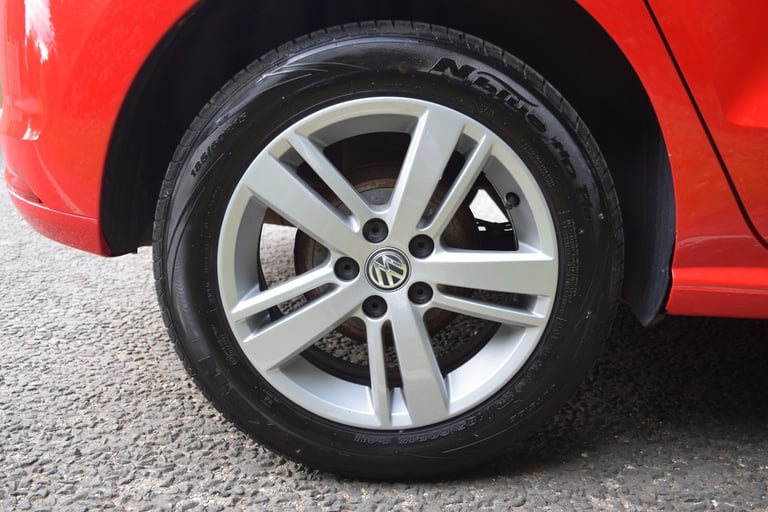 VOLKSWAGEN POLO 1.4 TDI BlueMotion Tech Match Red Manual Diesel 2016