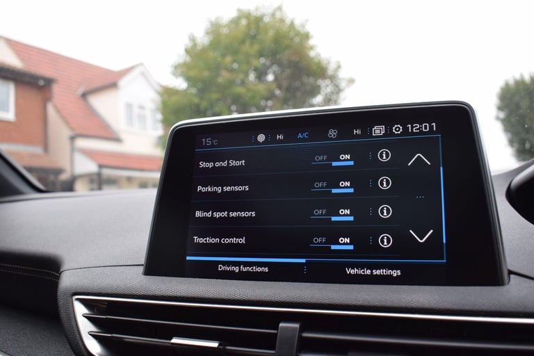 2019 Peugeot 5008 1.6 PureTech GT Line Premium EAT Euro 6 (s/s) 5dr HATCHBACK Petrol Automatic