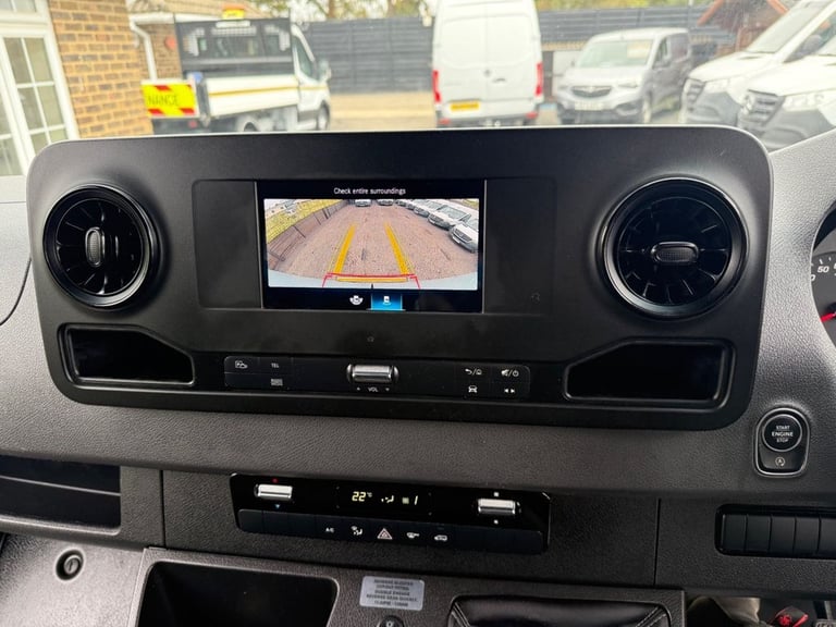 2022 Mercedes-Benz Sprinter 3.5t H2 Progressive Van PANEL VAN DIESEL Manual