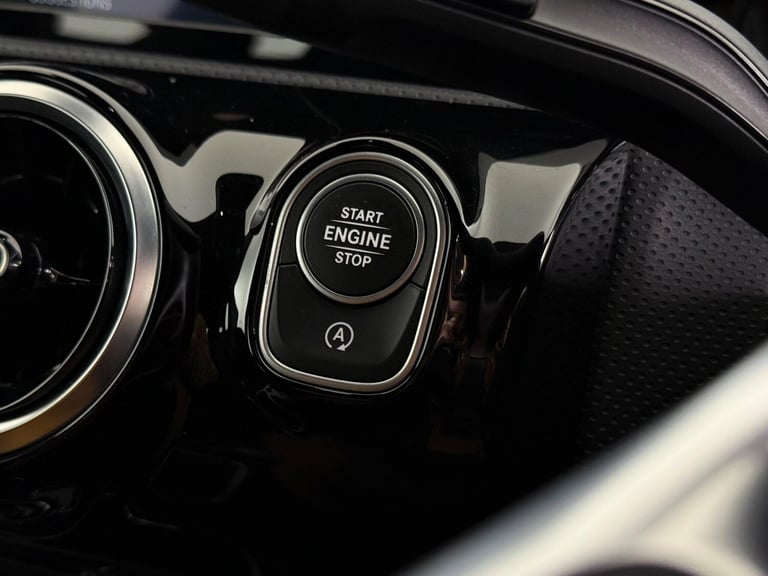 2019 Mercedes-Benz A-Class A200 AMG Line 5dr HATCHBACK PETROL Manual