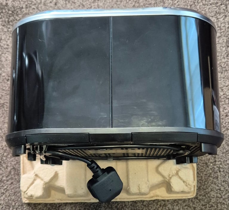 Russell Hobbs Stylevia Black 4 Slice Toaster - 26292