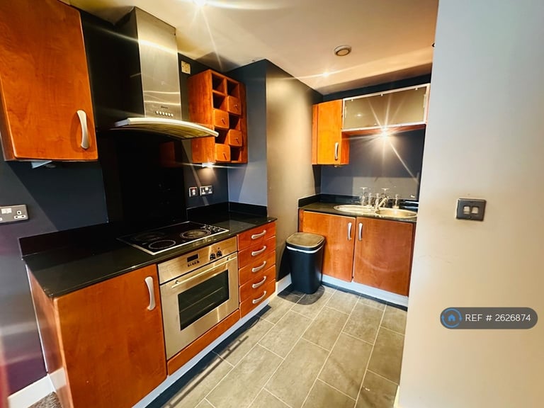image for 1 bedroom flat in Armouries Way, Leeds, LS10 (1 bed) (#2626874)