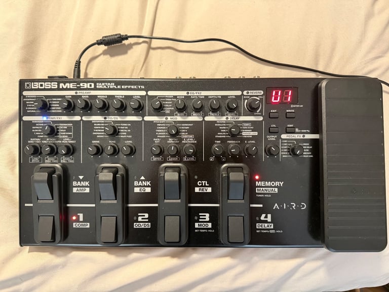 image for BOSS ME-90 Guitar Effects Pedal