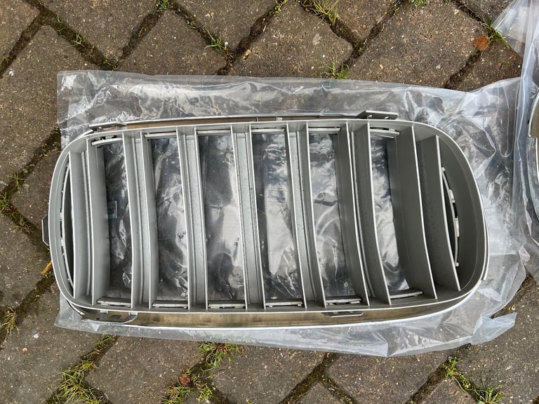 image for BMW X5 F15 Kidney Grills