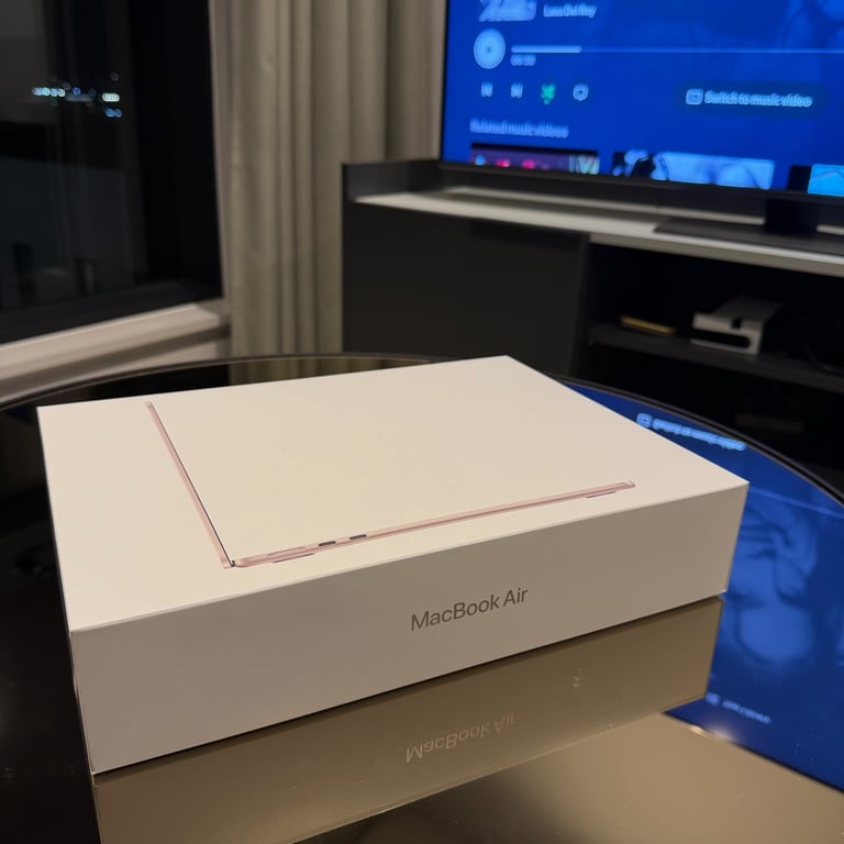 image for Brand New MacBook RRP £930